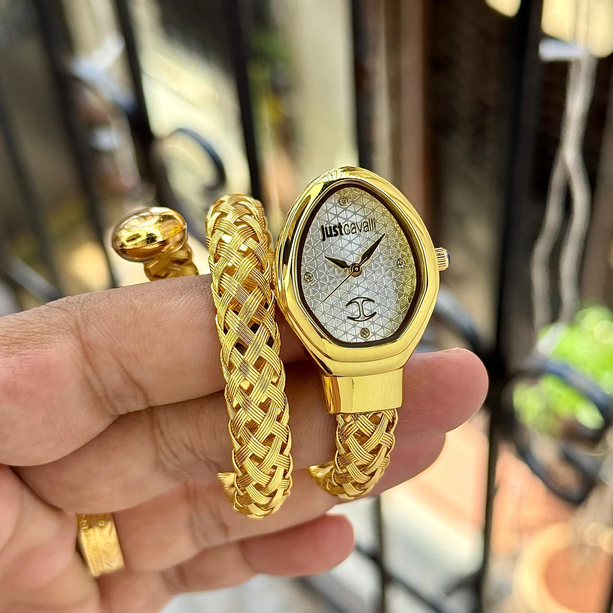 bvl j** cavali analog snack watch bvl j** cavali analog snack watch